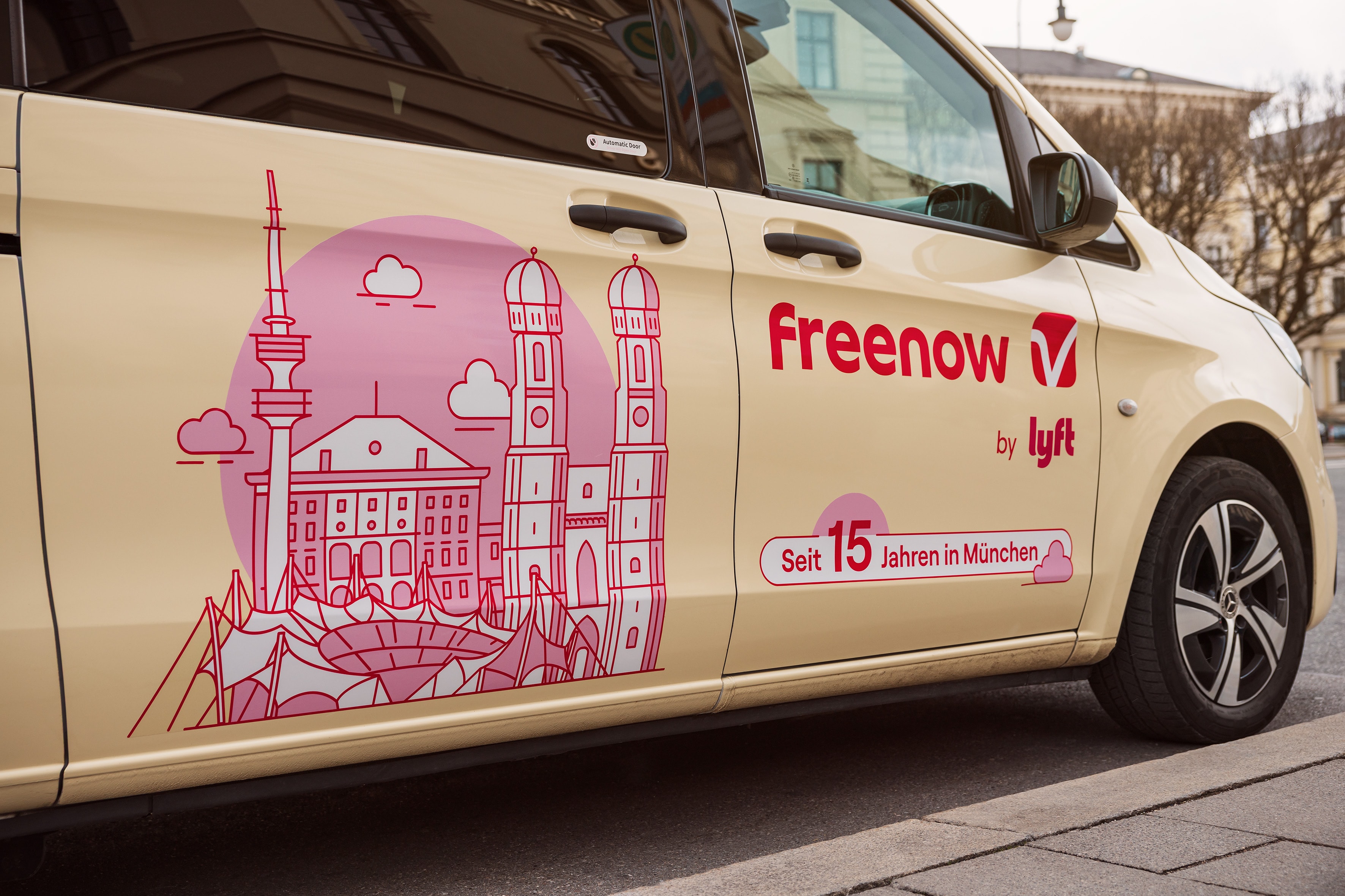 Freenow by Lyft_15 Jahre_001 Kopie.jpg